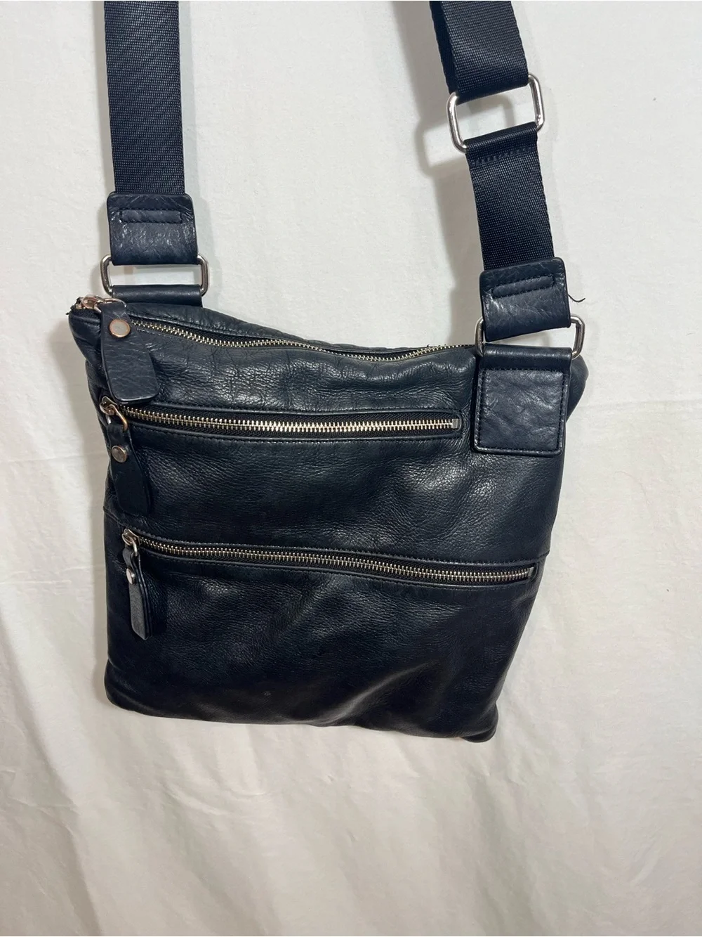 Margot Black Leather Crossbody Bag - zipper many compartments purse